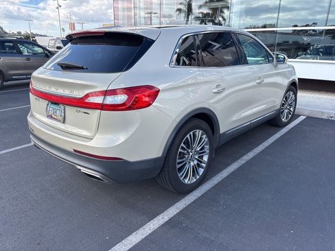 Used 2016 Lincoln MKX Reserve w/ Climate Package image 7