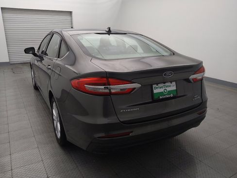 Used 2019 Ford Fusion SE FWD image 6
