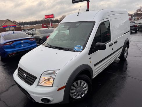 Used 2013 Ford Transit Connect XLT image 2