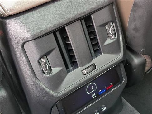 Used 2025 BMW X3 xDrive30 w/ Premium Package AWD/4WD image 16