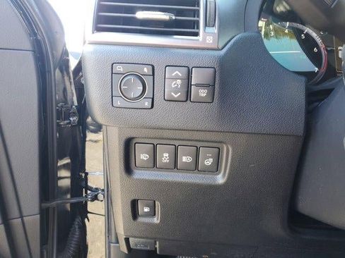 Used 2022 Lexus GX 460 w/ Black Line Special Edition AWD/4WD image 30