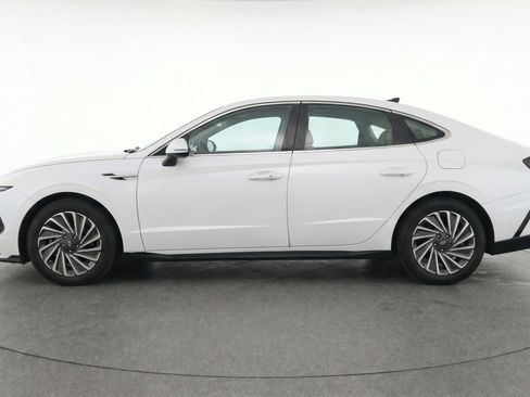 Used 2025 Hyundai Sonata SEL FWD image 5