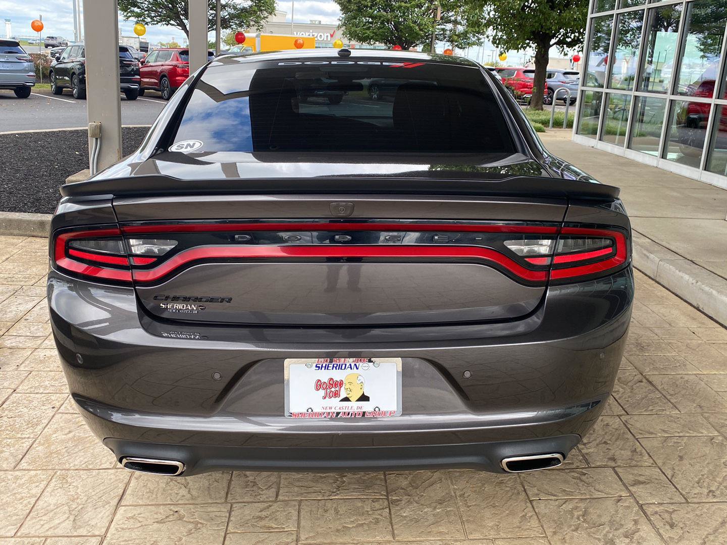 Used 2022 Dodge Charger SXT w/ Blacktop Package RWD image 7