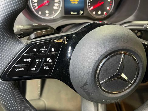 Used 2025 Mercedes-Benz Sprinter 2500 image 26
