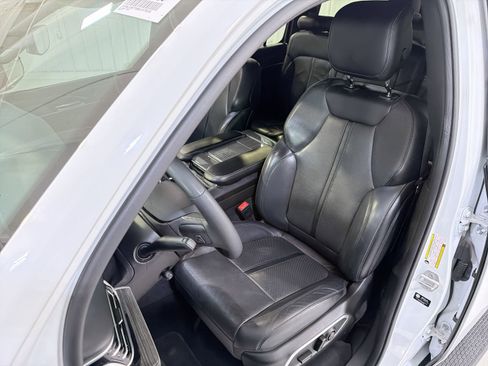 Used 2022 Jeep Wagoneer Series II image 10