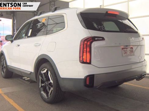 Used 2025 Kia Telluride S image 6