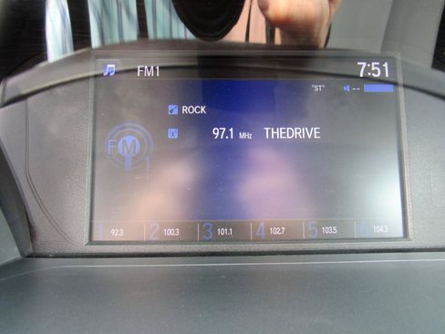 Used 2017 Honda Accord LX image 19