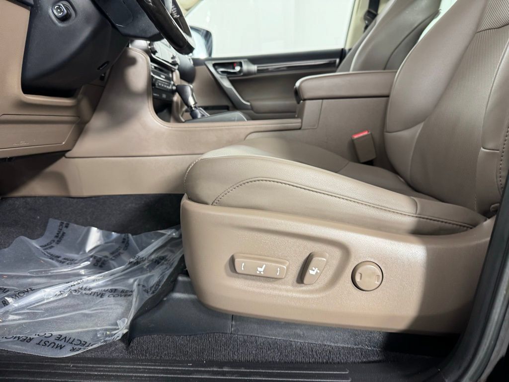 Used 2023 Lexus GX 460 Premium AWD/4WD image 21