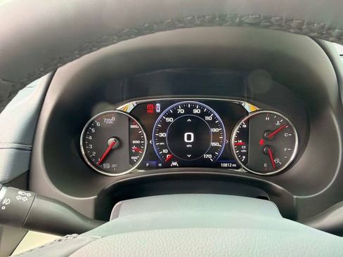 Used 2024 GMC Terrain Denali w/ Denali Premium Package AWD/4WD image 27