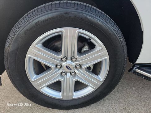 Used 2020 Ford Expedition Max XLT w/ Equipment Group 202A image 27