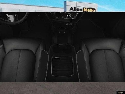 New 2023 Chrysler Pacifica Touring-L w/ S Appearance Package image 17