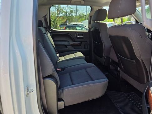 Used 2015 GMC Sierra 1500 SLE w/ SLE Value Package AWD/4WD image 16