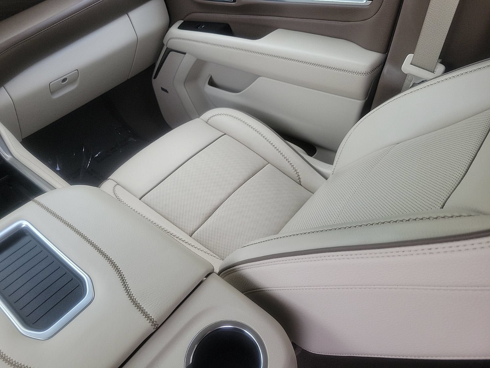 Certified 2023 GMC Yukon XL Denali RWD image 20