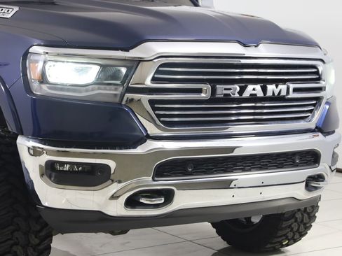 Used 2020 RAM 1500 Laramie AWD/4WD image 40