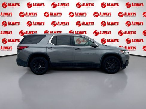 Used 2020 Chevrolet Traverse LS FWD image 4