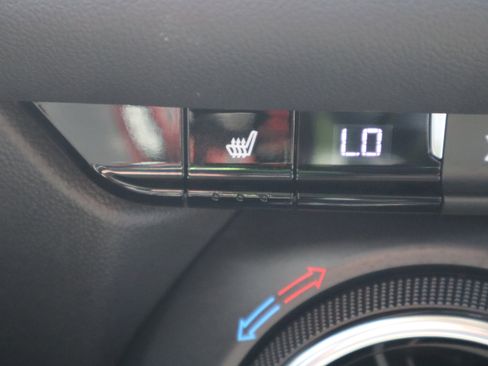 Used 2024 Chevrolet Blazer LT w/ LPO, Floor Liner Package FWD image 22