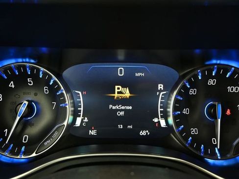 New 2026 Chrysler Pacifica Limited FWD image 47