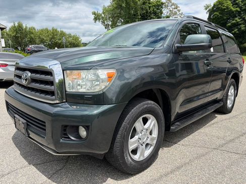 Used 2008 Toyota Sequoia SR5 AWD/4WD image 1