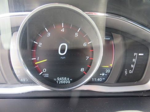 Used 2015 Volvo XC60 T6 R-Design image 15