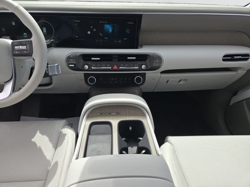 Used 2026 Hyundai Palisade SEL FWD image 11