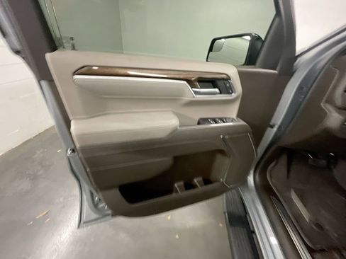 Used 2025 Chevrolet Silverado 1500 RST image 22