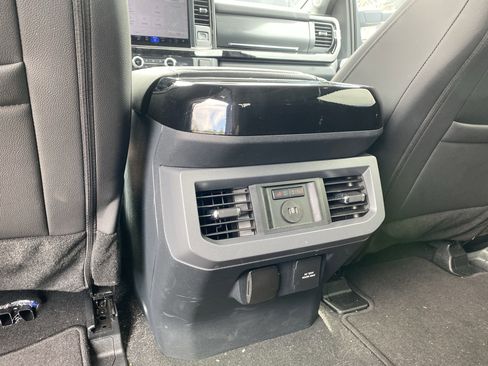 Used 2024 Ford F250 Lariat w/ Lariat Ultimate Package image 22