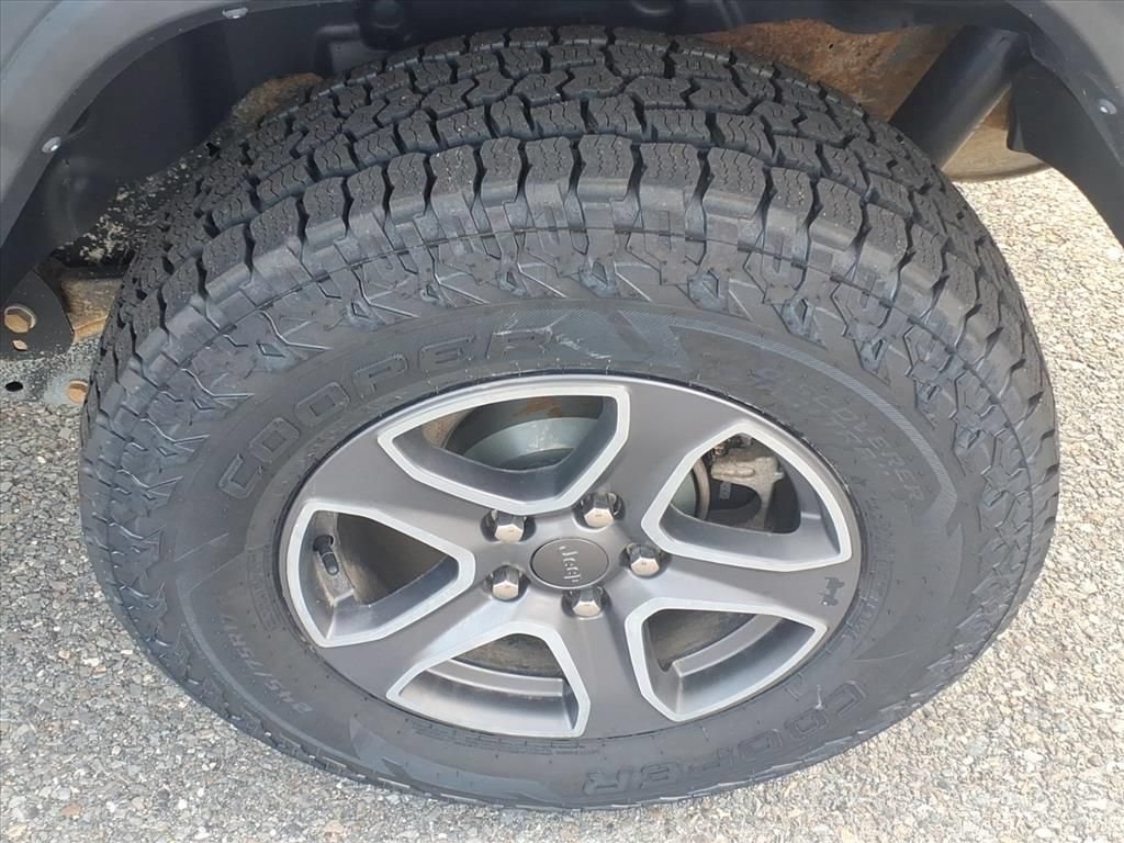 Used 2018 Jeep Wrangler Unlimited Sport S AWD/4WD image 8