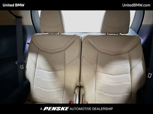 Used 2020 Cadillac XT6 Premium Luxury w/ Platinum Package FWD image 14
