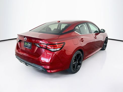 Used 2023 Nissan Sentra SR w/ Electronics Package FWD image 9
