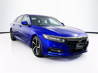 Used 2018 Honda Accord Sport video 2