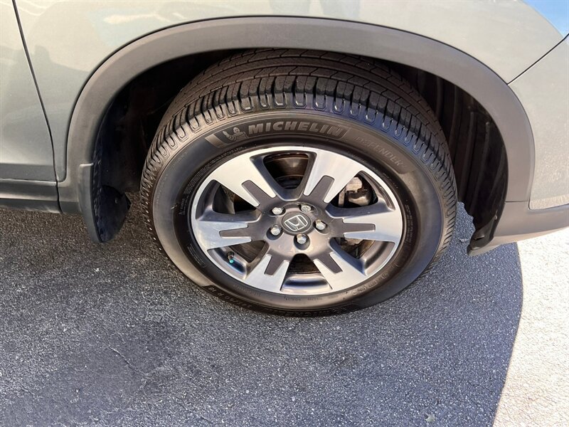 Used 2019 Honda Ridgeline RTL-E image 12