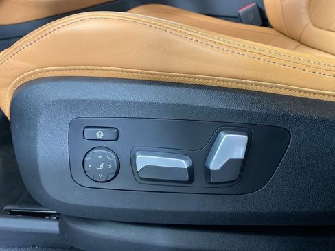 Certified 2023 BMW X5 xDrive40i w/ M Sport Package image 9