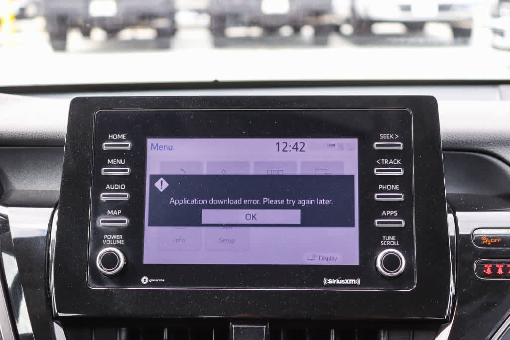 Used 2023 Toyota Camry LE w/ Protection Package (Q2) (TMS) FWD image 14