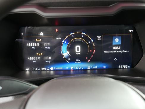 Certified 2024 Chevrolet Colorado Trail Boss w/ Technology Package AWD/4WD image 21