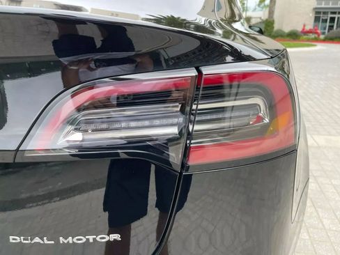 Used 2021 Tesla Model 3 Long Range AWD/4WD image 32