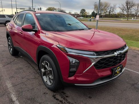 New 2026 Chevrolet Trax LT w/ LT Convenience Package image 7