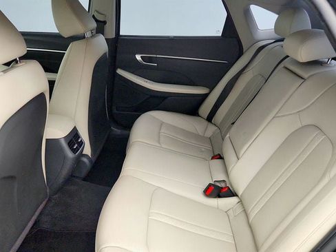 Used 2023 Hyundai Sonata Limited FWD image 22