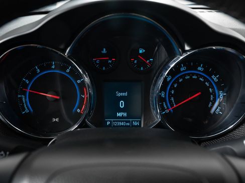 Used 2012 Chevrolet Cruze LT w/ RS Package image 32