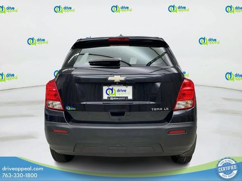 Used 2015 Chevrolet Trax LS w/ LPO, Protection Package FWD image 6
