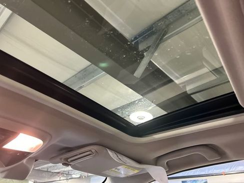 Used 2023 Subaru Crosstrek 2.5i Limited image 28