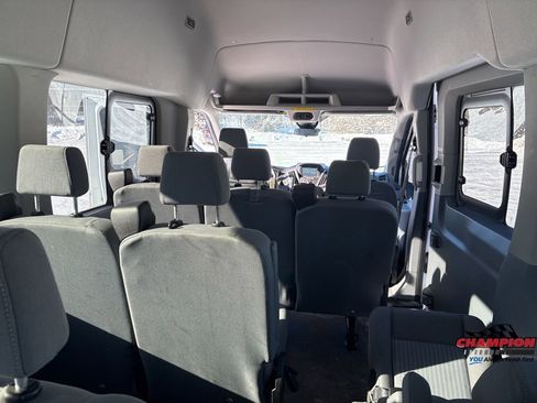 Used 2019 Ford Transit 350 XLT image 31