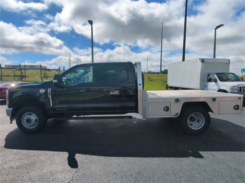 New 2024 Ford F350 XLT w/ XLT Value Package image 8