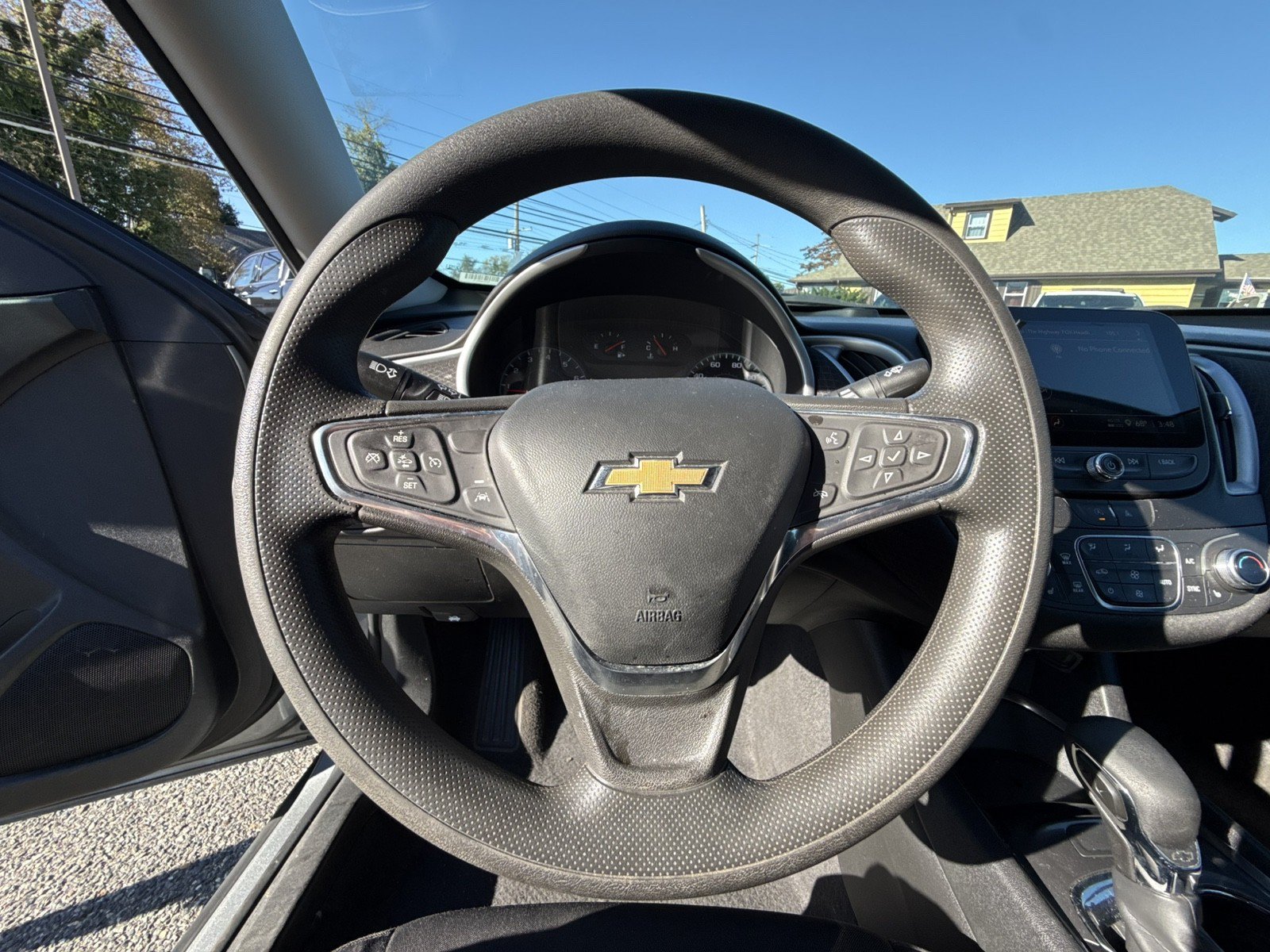 Used 2023 Chevrolet Malibu LT FWD image 18
