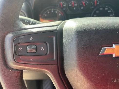 Used 2019 Chevrolet Silverado 1500 Custom w/ Infotainment Package RWD image 16