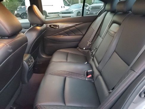 Used 2018 INFINITI Q50 Red Sport 400 w/ Sensory Package (Sport) image 9