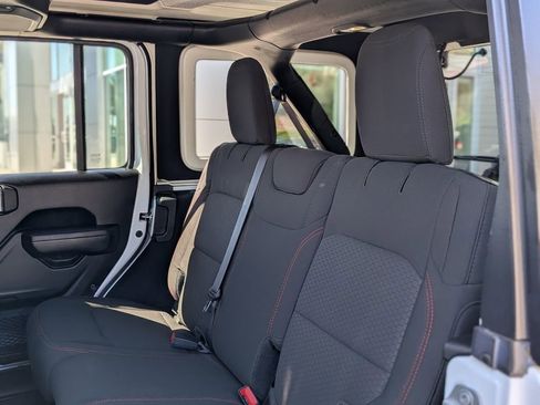 Certified 2023 Jeep Wrangler Unlimited Rubicon image 27