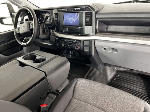 Used 2023 Ford F250 XL w/ XL Driver Assist Package AWD/4WD image 11