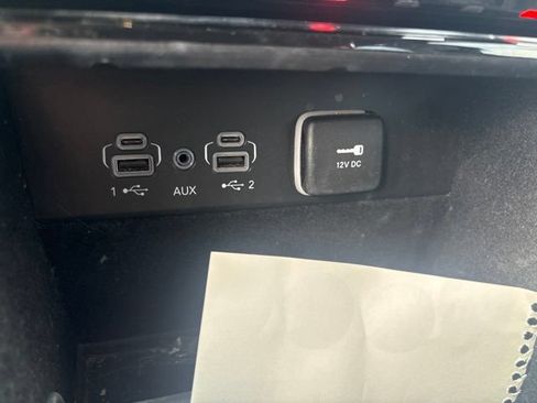 Used 2022 Jeep Grand Cherokee Limited RWD image 43