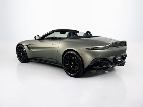 Used 2023 Aston Martin V8 Vantage Roadster RWD image 7