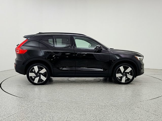 Certified 2023 Volvo XC40 Recharge Ultimate w/ Protection Package Premier AWD/4WD image 4